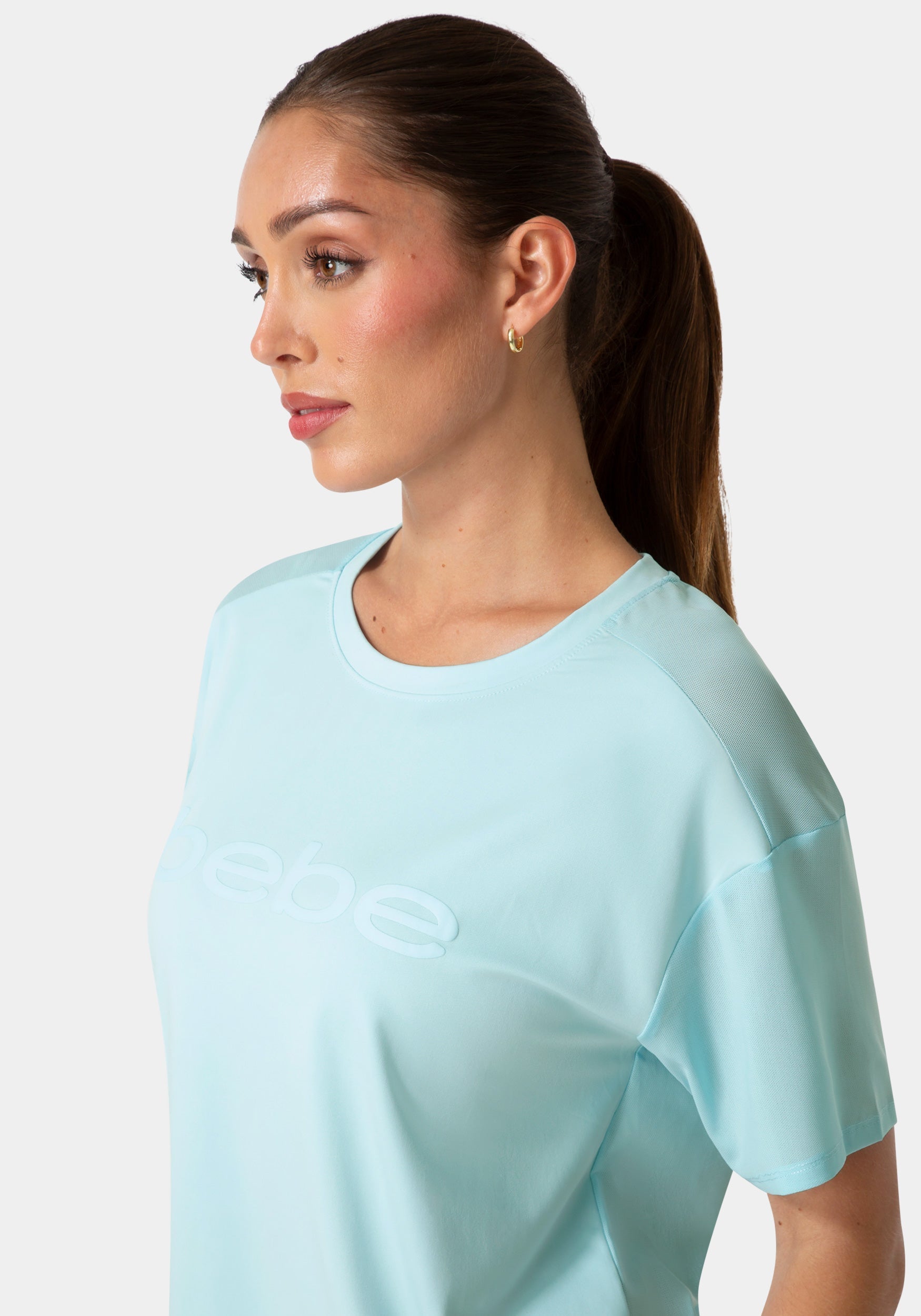 Curved Hem Tee W Puff Paint Logo